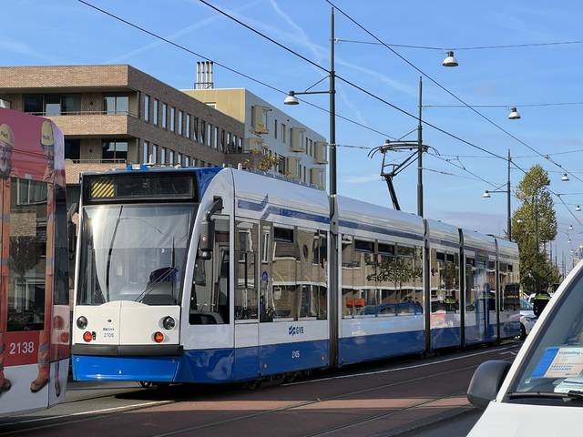 Foto van GVB Siemens Combino 2105 Tram door Stadsbus