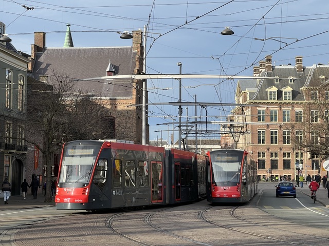 Foto van HTM Avenio 5057 Tram door Stadsbus
