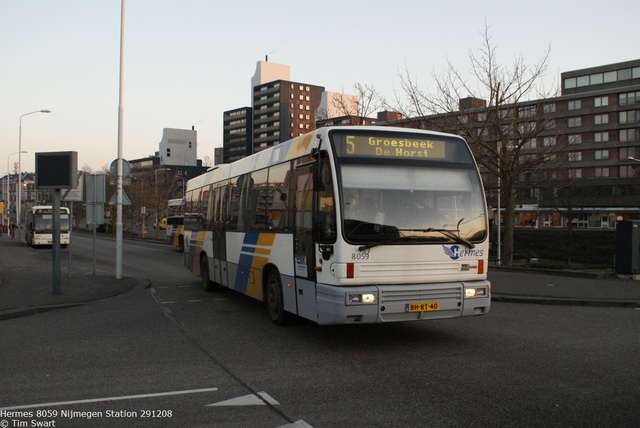 Foto van HER Den Oudsten B95 8059 Standaardbus door tsov