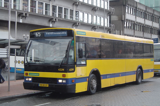 Foto van CXX Den Oudsten B88 4334 Standaardbus door wyke2207
