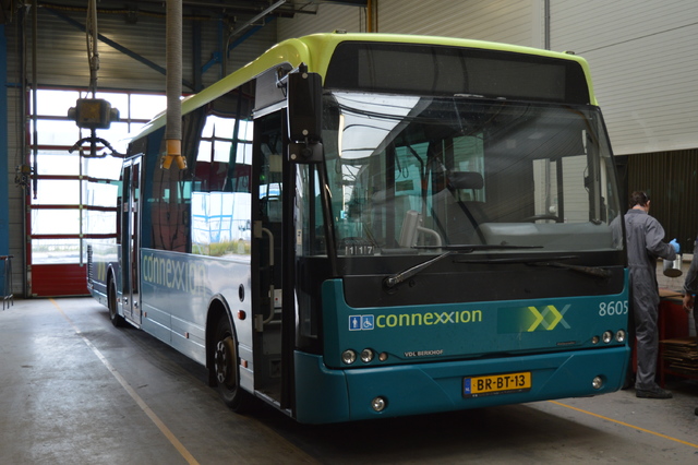 Foto van CXX VDL Ambassador ALE-120 8605 Standaardbus door wyke2207