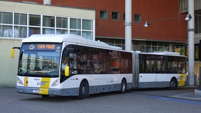 Foto van DeLijn Van Hool AG300 5583 Gelede bus door_gemaakt WDK6761G1