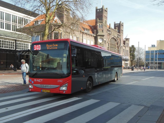 Foto van CXX Iveco Crossway LE (13mtr) 2742 Standaardbus door_gemaakt Lijn45