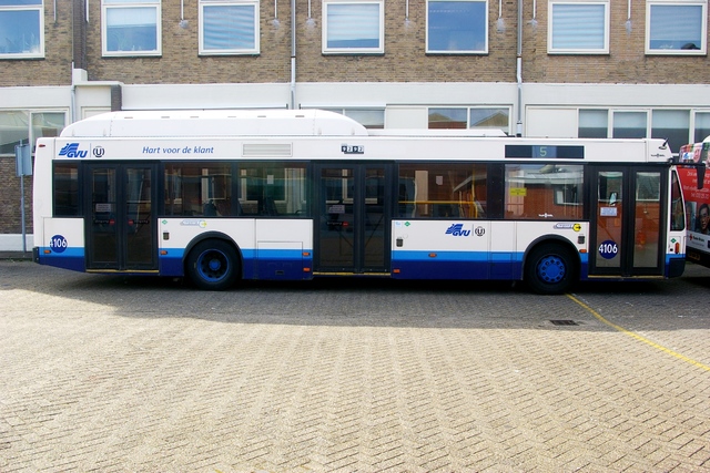 Foto van GVU Van Hool A300 LPG 4106 Standaardbus door wyke2207