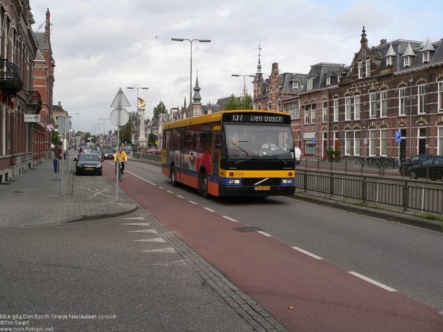 Foto van BBA Den Oudsten B88 9640959 Standaardbus door tsov