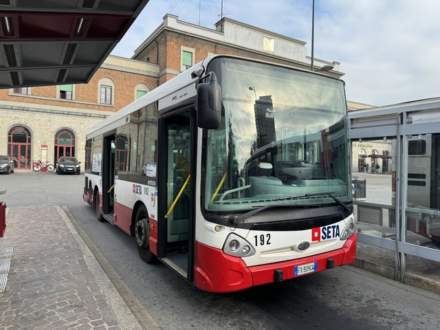 Foto van SETA Heuliez GX127 192 Midibus door Stadsbus