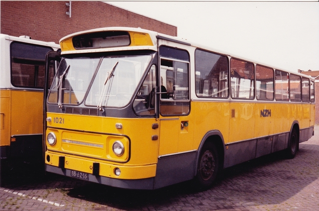 Foto van NZH Leyland-Verheul Standaardstreekbus 1021 Standaardbus door wyke2207