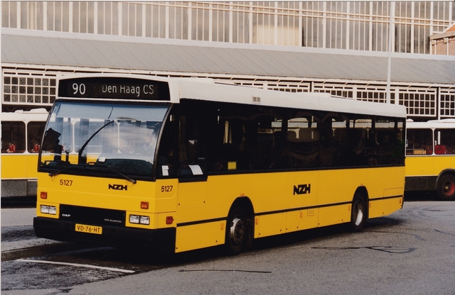 Foto van NZH Den Oudsten B88 5127 Standaardbus door wyke2207