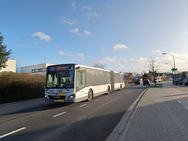 Foto van DeLijn MAN Lion's City 18H 607027 Gelede bus door BusfanTom