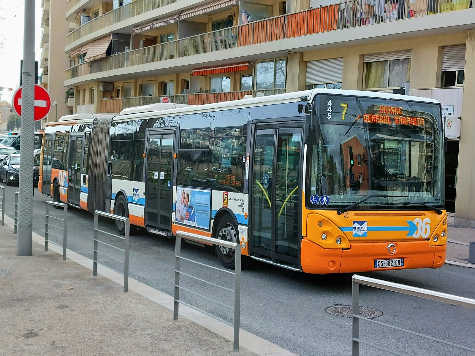 Foto van LignesAzur Irisbus Citelis (18mtr) 445