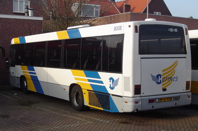 Foto van CXX Den Oudsten B95 8008 Standaardbus door wyke2207
