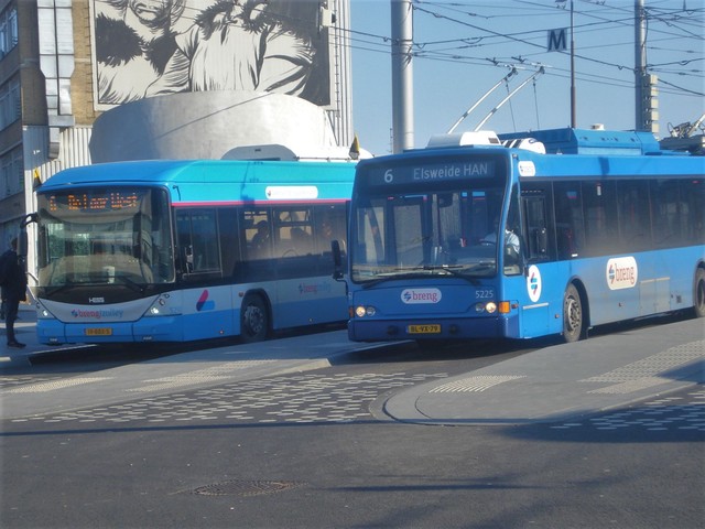 Foto van HER Hess Swisstrolley 5250 Gelede bus door_gemaakt Lijn45