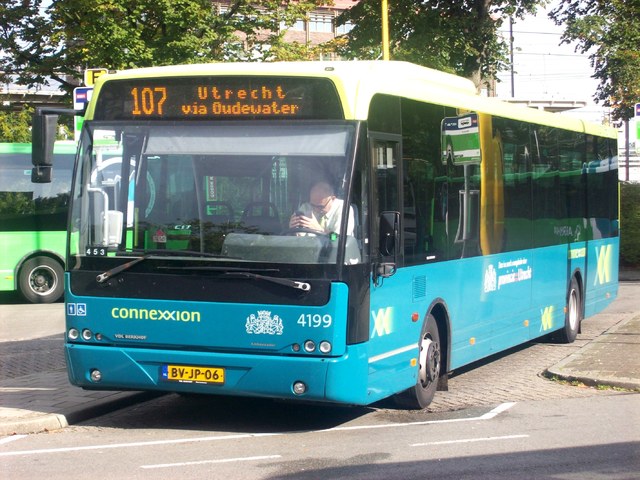Foto van CXX VDL Ambassador ALE-120 4199 Standaardbus door wyke2207