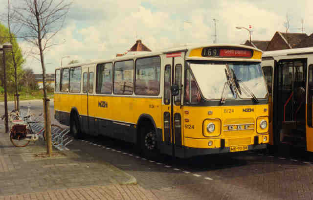 Foto van NZH DAF MB200 6124 Standaardbus door Jelmer