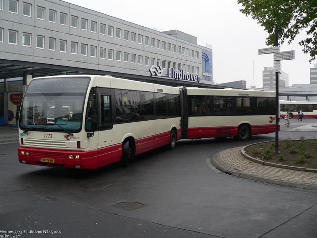 Foto van HER Den Oudsten B89 G 7773 Gelede bus door tsov