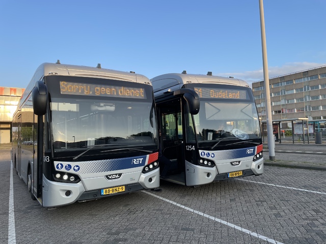 Foto van RET VDL Citea SLE-120 Hybrid 1243 Standaardbus door MetrospotterRotterdam