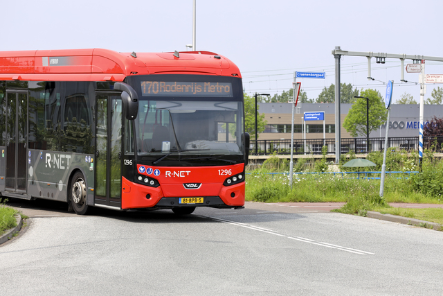 Foto van RET VDL Citea SLE-120 Hybrid 1296 Standaardbus door CakiMedia