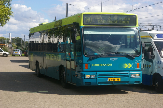 Foto van CXX Den Oudsten B95 2576 Standaardbus door wyke2207
