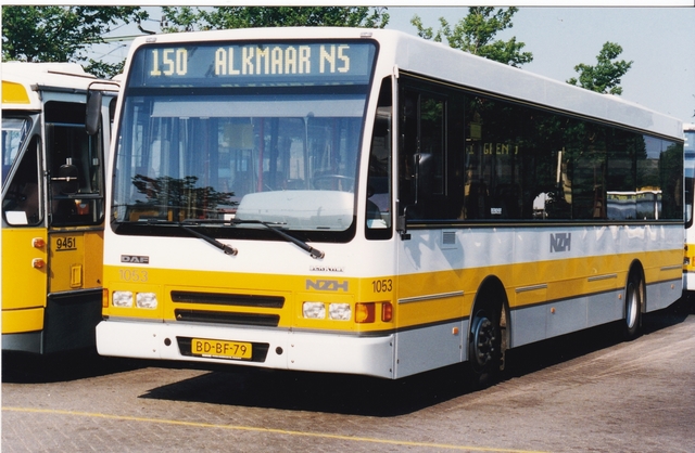 Foto van NZH Berkhof 2000NL 1053 Standaardbus door_gemaakt wyke2207