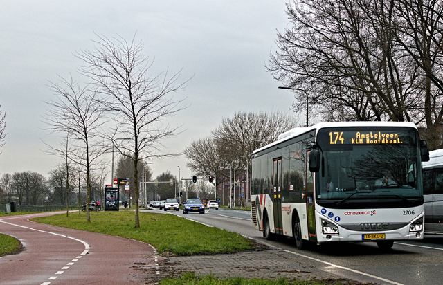 Foto van CXX Iveco Crossway LE (10,8mtr) 2706 Standaardbus door Bartrock
