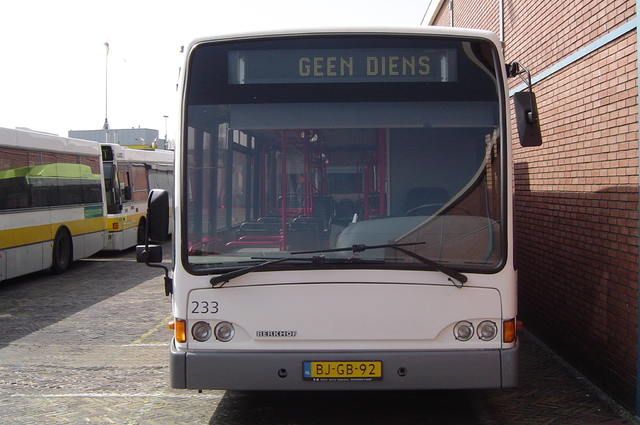 Foto van CXX Berkhof Premier A 18 233 Gelede bus door wyke2207