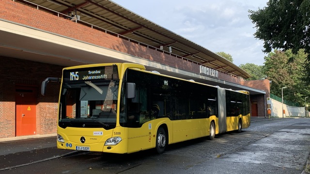 Foto van BVG Mercedes-Benz Citaro G 5309 Gelede bus door Stadsbus