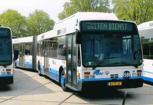 Foto van GVU Van Hool AG300 LPG 4589 Gelede bus door Jelmer
