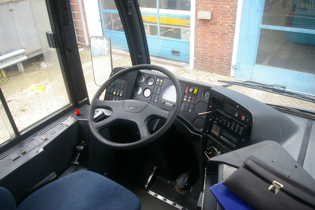 Foto van CXX Den Oudsten B95 8027 Standaardbus door wyke2207