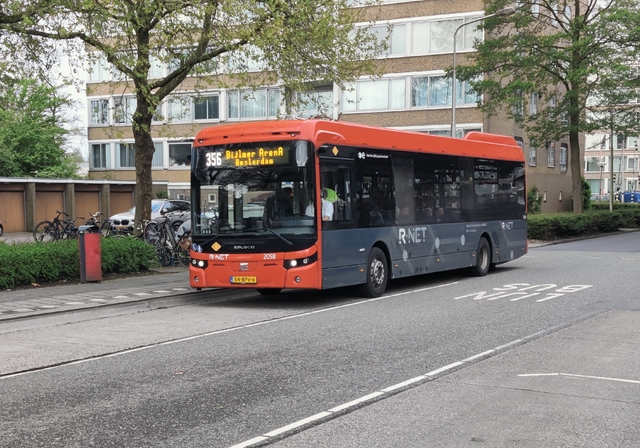 Foto van CXX Ebusco 2.2 (12mtr) 2058 Standaardbus door EenBusspotter