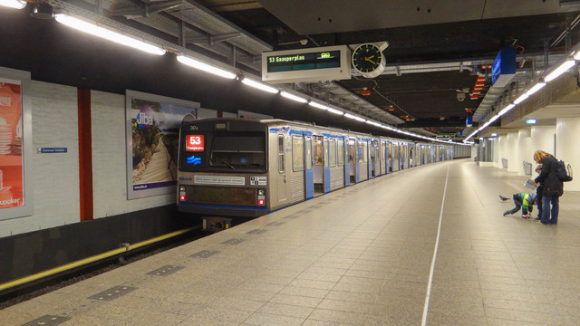 Foto van GVB M1/M2/M3 30 Metro door_gemaakt OVdoorNederland