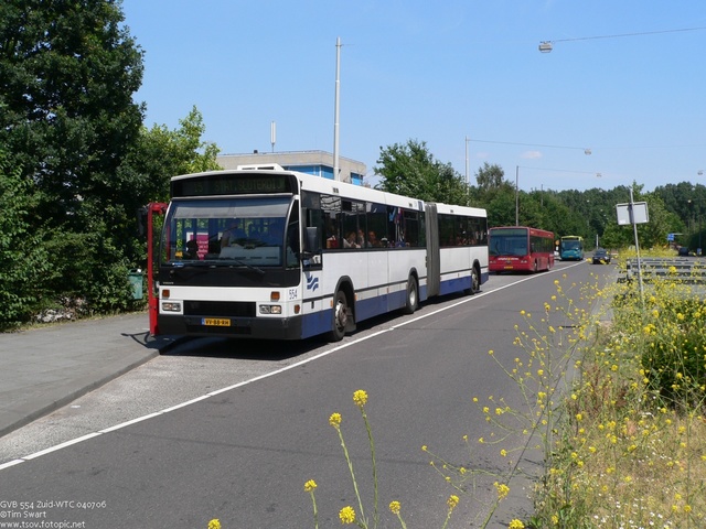 Foto van GVB Den Oudsten B88 G 554 Gelede bus door tsov