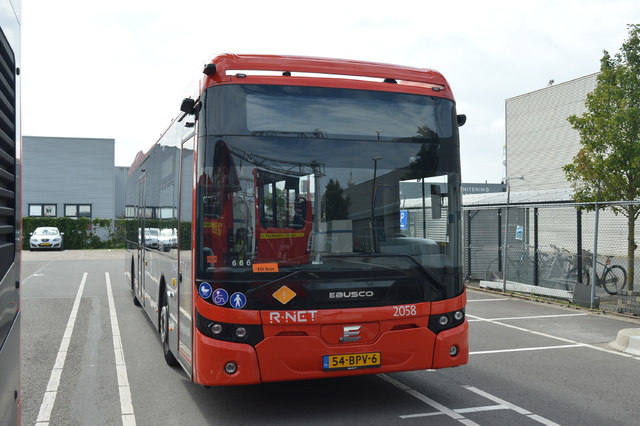 Foto van CXX Ebusco 2.2 (12mtr) 2058 Standaardbus door wyke2207