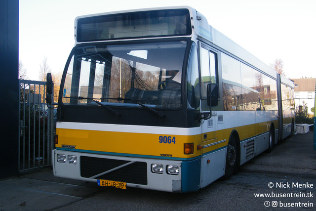 Foto van CXX Berkhof Duvedec G 9064 Gelede bus door_gemaakt Busentrein