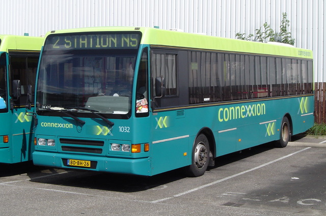 Foto van CXX Berkhof 2000NL 1032 Standaardbus door wyke2207