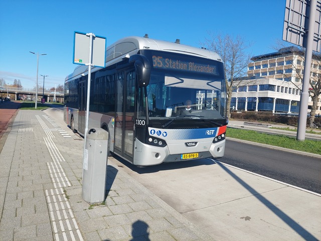 Foto van RET VDL Citea SLE-120 Hybrid 1300 Standaardbus door_gemaakt Ret3031