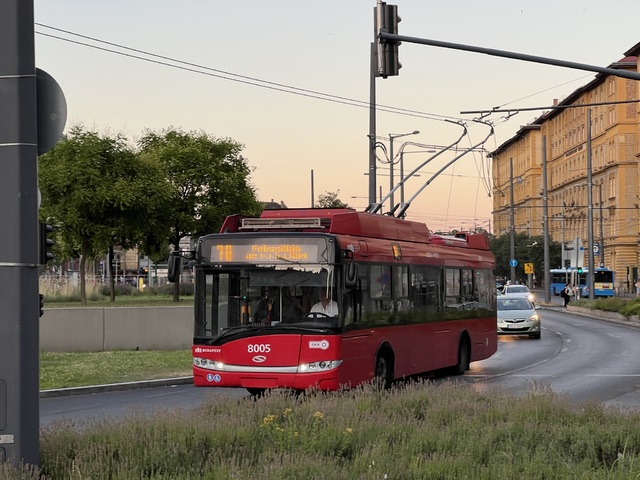 Foto van BKK Solaris Trollino 12 8005 Standaardbus door_gemaakt Stadsbus