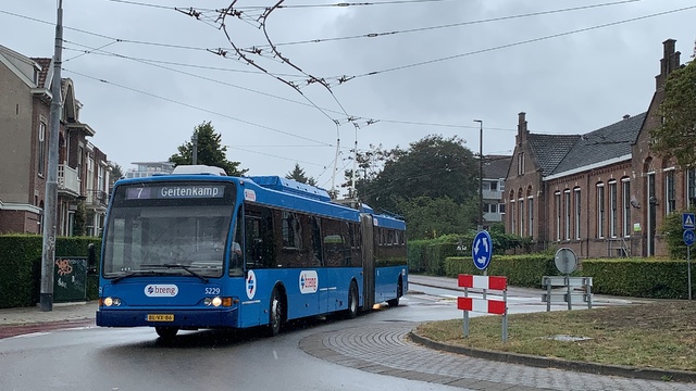 Foto van HER Berkhof Premier AT 18 5229 Gelede bus door Stadsbus