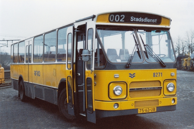 Foto van VAD DAF MB200 8271 Standaardbus door wyke2207