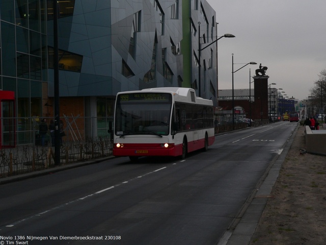 Foto van NVO Berkhof Premier 12 1386 Standaardbus door tsov