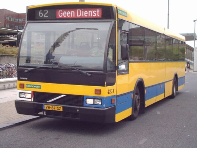 Foto van CXX Den Oudsten B88 4231 Standaardbus door PEHBusfoto