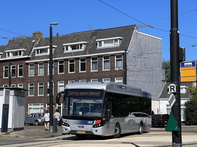 Foto van RET VDL Citea SLE-120 Hybrid 1281 Standaardbus door Stadsbus