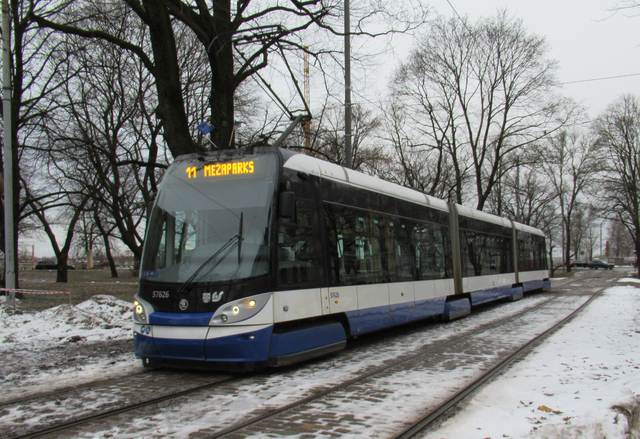 Foto van Rigas Skoda 15T 57626 Tram door_gemaakt RKlinkenberg
