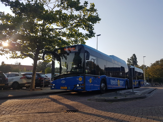 Foto van CXX Solaris Urbino 18 CNG 9379 Gelede bus door Kyan072