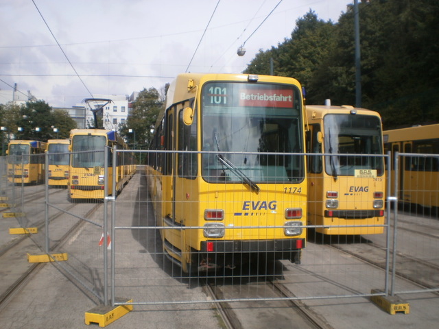 Foto van RBN Stadtbahnwagen M/N 8 1174 Tram door_gemaakt Perzik