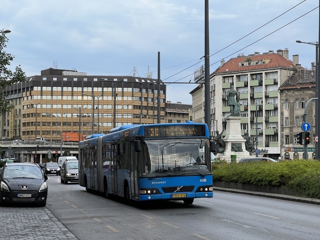 Foto van BKK Volvo 7700A 914 Gelede bus door Stadsbus