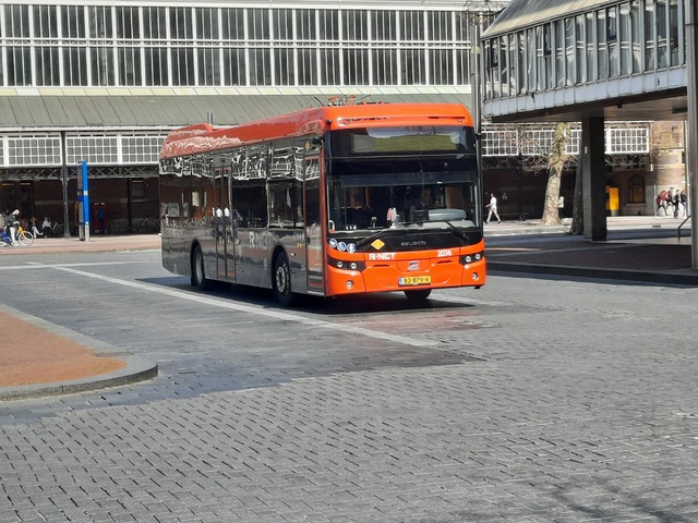 Foto van CXX Ebusco 2.2 (12mtr) 2074 Standaardbus door_gemaakt JoostICMm