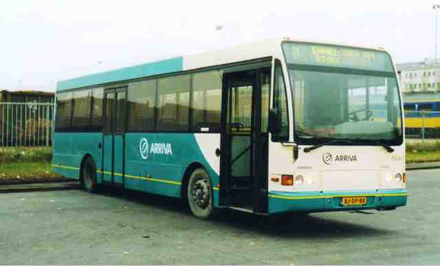 Foto van ARR Berkhof 2000NLF 5843 Standaardbus door Jelmer