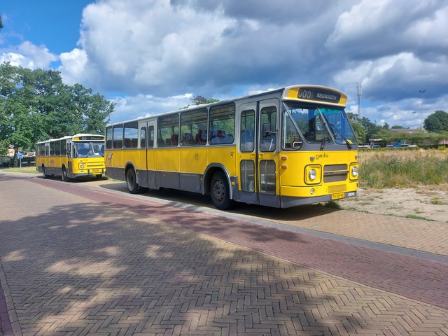 Foto van NBM Leyland-Den Oudsten Standaardstreekbus 1671 Standaardbus door RLin