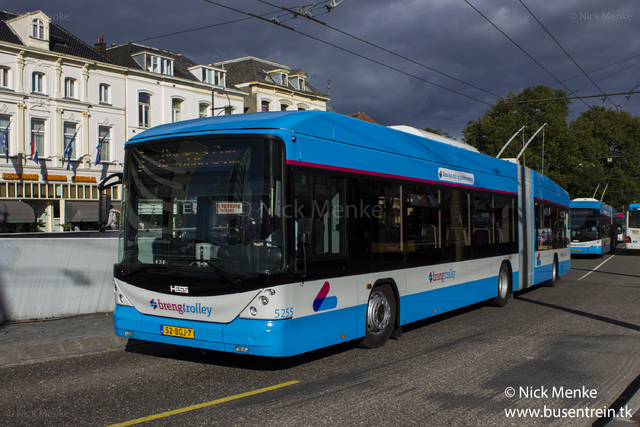 Foto van HER Hess Swisstrolley 5255 Gelede bus door_gemaakt Busentrein