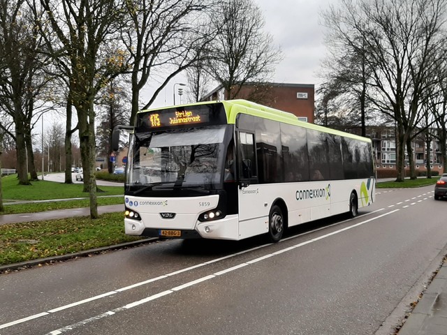 Foto van CXX VDL Citea LLE-120 5859 Standaardbus door Jossevb